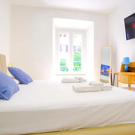 Elegantis Gracchi - Your Chic Retreat In - Vatican Area