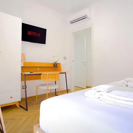 Apartment Elegantis Gracchi - Your Chic Retreat In - Vatican Area *