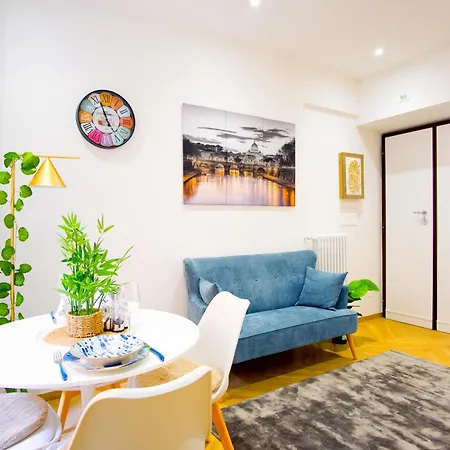 Apartment Elegantis Gracchi - Your Chic Retreat In - Vatican Area Rom