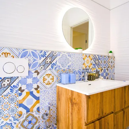 Elegantis Gracchi - Your Chic Retreat In - Vatican Area Apartmán